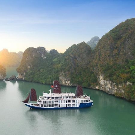 Отель Lapinta Luxury Cruises Халонг Экстерьер фото