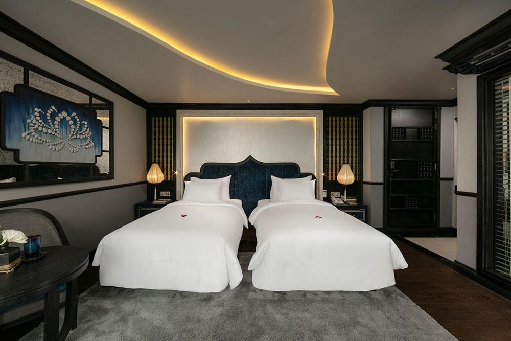 Отель Lapinta Luxury Cruises Халонг Экстерьер фото